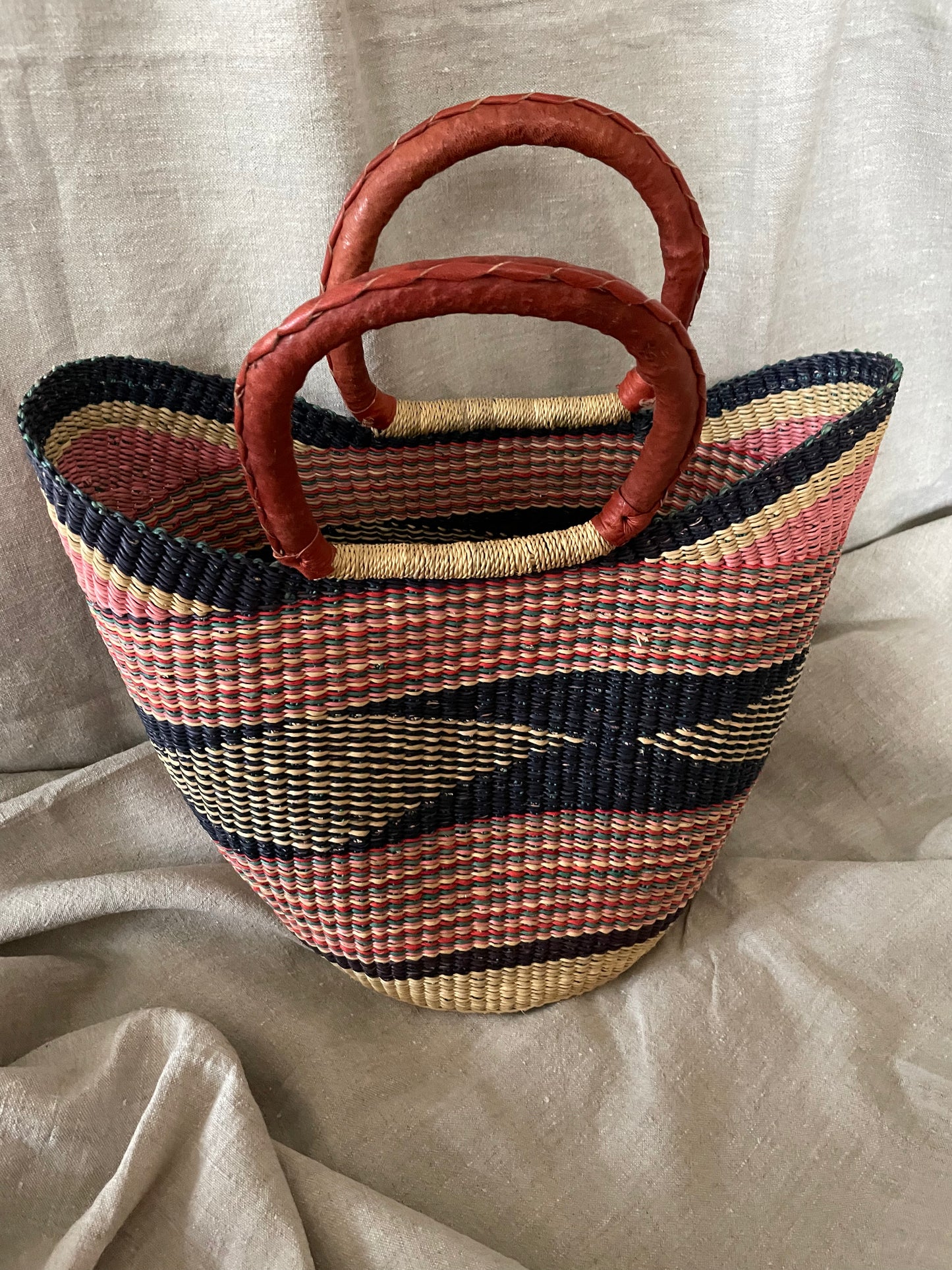 Bolga rieten mand medium multi color