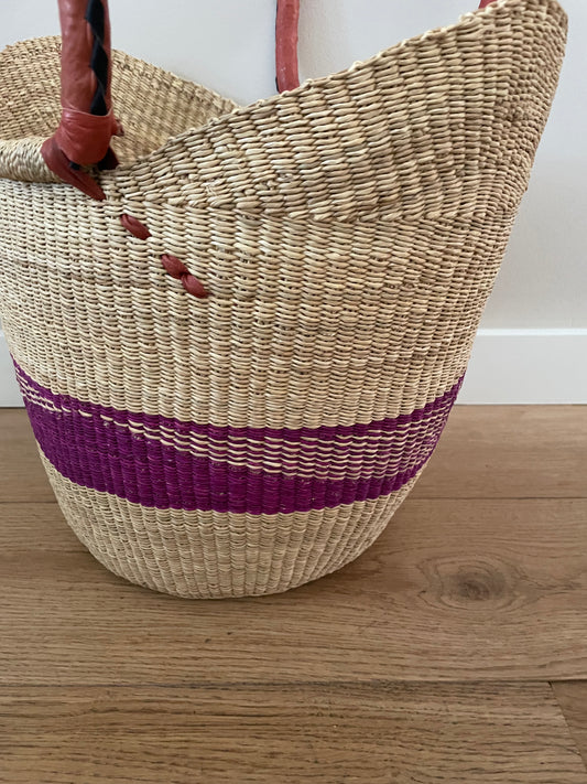 Bolga rieten mand naturel/fuchsia