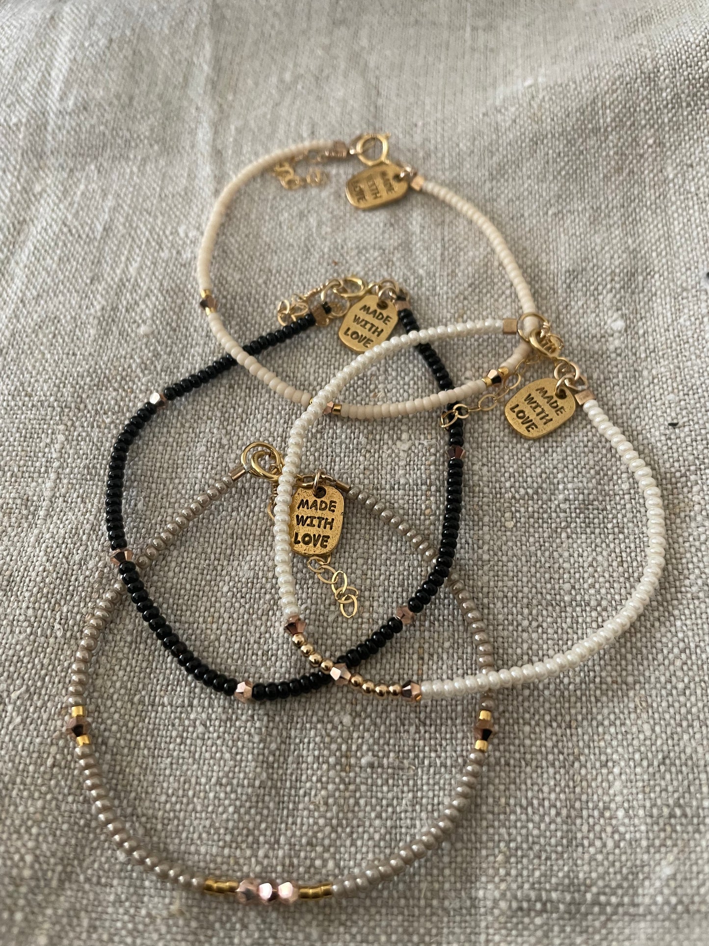 Endito crystal armband ecru